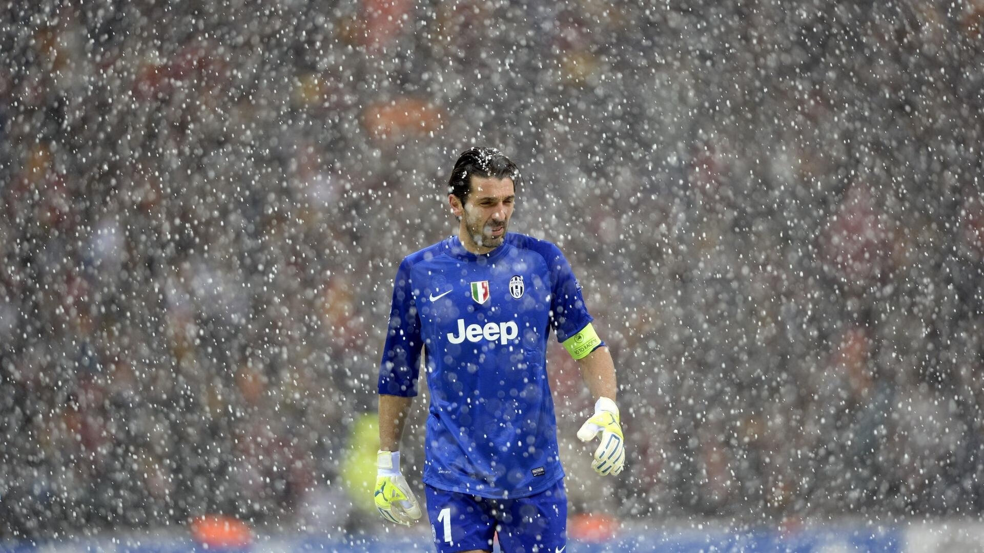 德甲融合战术，比分4-3，明星锋线发威，控球率70%，传球成功86%，德甲对标